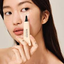 SHAISHAISHAI Banana Conceal Eye Cream 15g - Kbeauty Canada