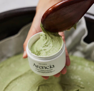 Arencia Fresh Green Rice Mochi Cleanser 120g with green rice extract and soft foam for gentle facial cleansing.