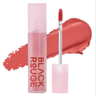 Black Rouge Muddish Cushion Velvet lipstick in peach pudding shade, showcasing a smooth, velvety lip color application.