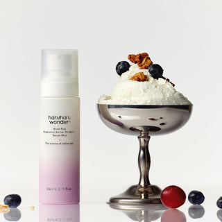 Haruharu Wonder Black Rice Probiotics Barrier NAD+ Serum Mist 80ml, a skincare serum with black rice and probiotics in a spray bottle.