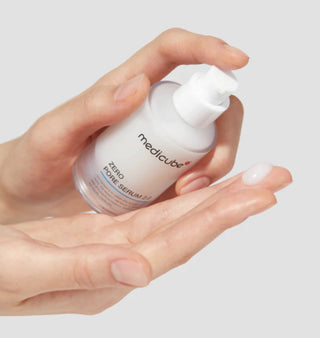 Medicube Zero Pore Serum 2.0 in 37mL bottle, featuring clear liquid with a sleek design, for pore tightening and skin clarity.