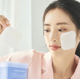 Mediheal Watermide Moisture Pad toner pads with 100 sheets, designed for hydrating and refreshing skin care.