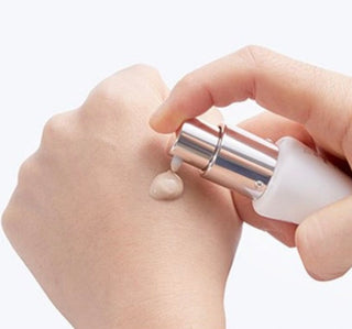 MISSHA M Perfect Blanc BB Cream in Beige No. 22, featuring a smooth, lightweight formula with a natural finish.