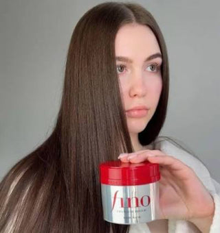 Shiseido Fino Premium Touch penetrating serum hair mask in 230mL jar, smooth and nourish hair with advanced hair care treatment.